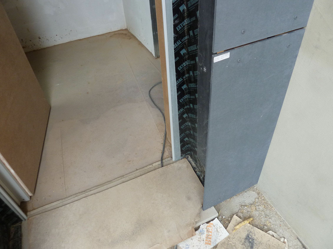 Nono porta parete edificio paglia