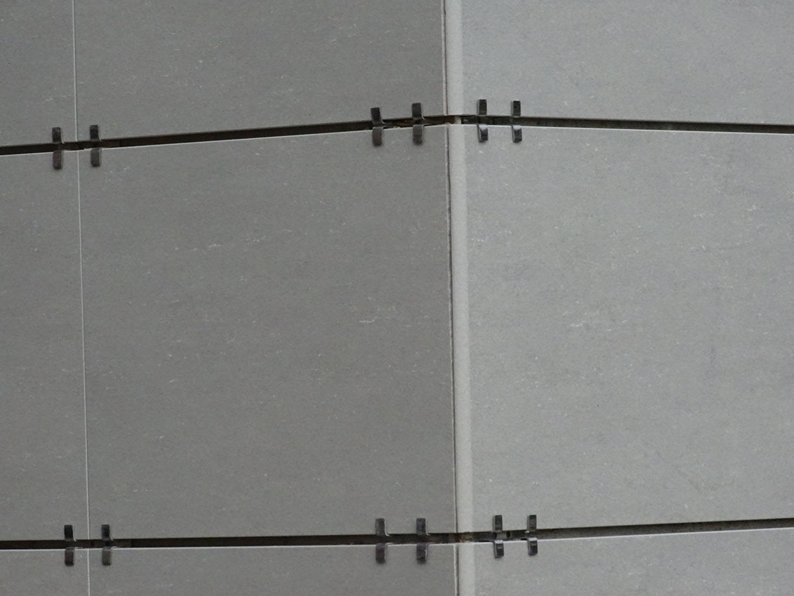 mattoni vista condominio vetro