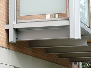 mattoni vista condominio alluminio