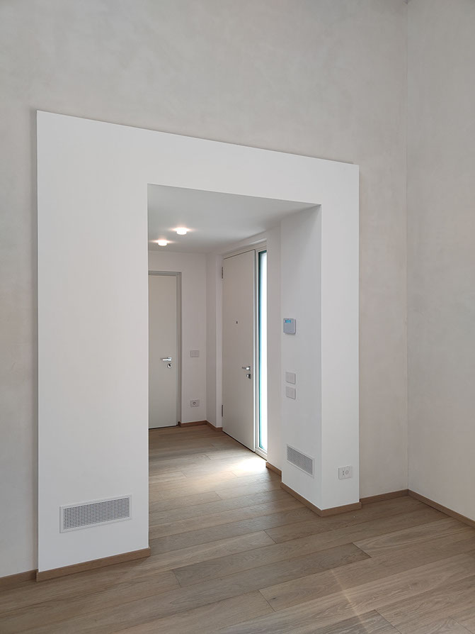 Ingresso casa in paglia