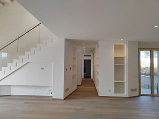 Corridoio casa in paglia