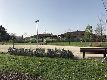 panchine viale interno