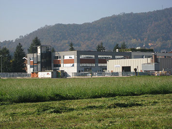 industria vano scale esterno