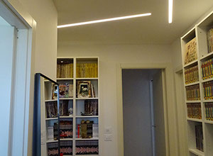 corridoio atrio libreria specchio